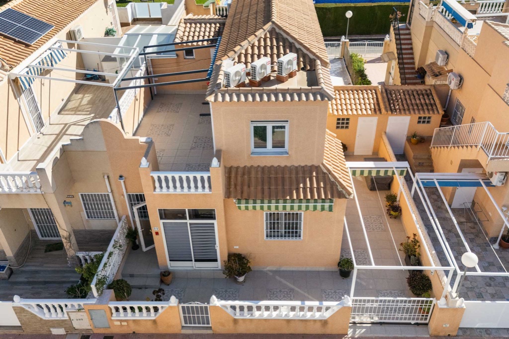 Half geschakelde woning Torrevieja Costa Blanca Zuid Spanje